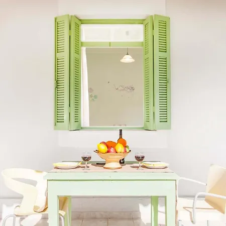 Koutroulo's Private *