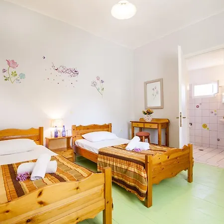 Koutroulo's Private * Kato Korakiana