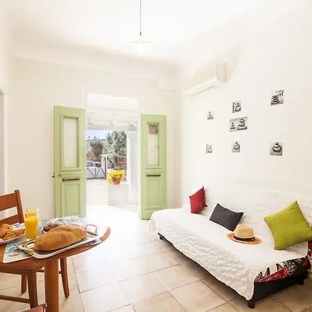 Koutroulo's Private Kato Korakiana